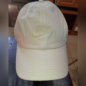 Nike Off-white Adjustable 100% Cotton Ballcap One Size Fits Most